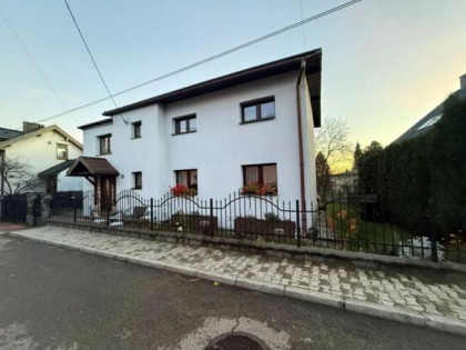 Syndyk sprzeda udział – dom jednorodzinny