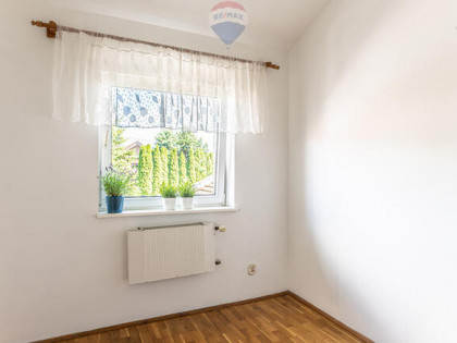 Dom szeregowy ogródek garaż