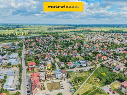 Przestrzeń pod biura i usługi 423 m²