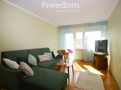3 pokojowe mieszkanie 48 m2 ul. Wyzwolenia balkon