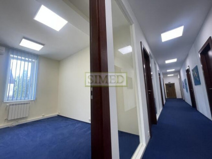 Wysoki standard,recepcja,dostęp24h,parking,ochrona