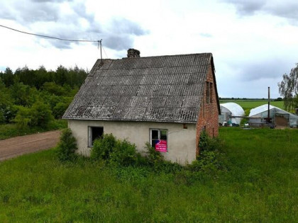 Dom 65 m2 do remontu na działce 889 m2