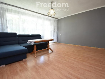 Mieszkanie 3 pokojowe, parter, 64m2, 2 garaże,