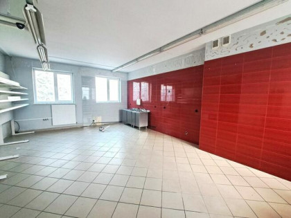 Do wynajęcia lokal usługowy 105 mkw. parter, centrum Zagórz