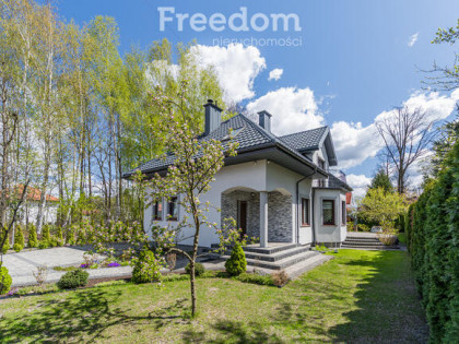 Dom 220 m²  w Halinowie na sprzedaż