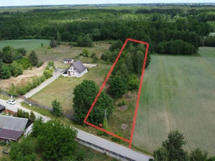 Działka budowlana 3000 m2 w Siekierce gm. Chotcza