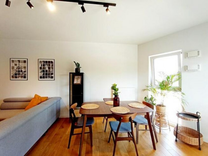 2 pokoje z miejscem w garażu, 45 m2- Szwedzka 30