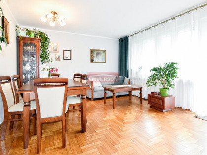 4 pokoje - loggia, piwnica, garaż