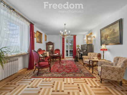 Przestronny dom 245 m² w Górze Kalwarii