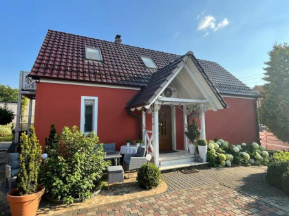 Dom Dolina Baryczy, 3 garaże,, blisko Wrocławia 171m2