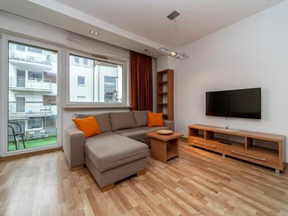 3 pokoje, balkon, mp - Stróżyńskiego 13