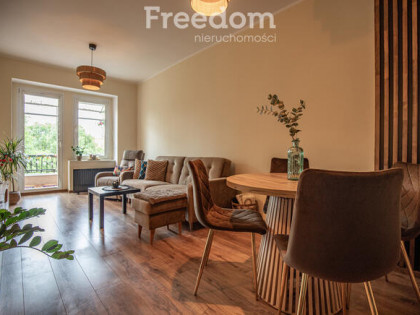 Mieszkanie 3 pokoje, 67 m², balkon