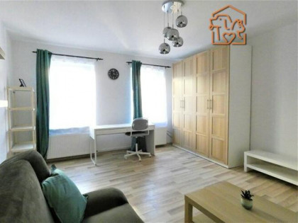 Kawalerka, komórka, pet-friendly - 11 Listopada 45