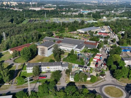 Potężny kompleks przemysłowo-logistyczny z gotowym dochodem 2,65 ha w sercu Śląs