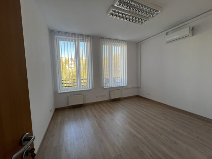 Lokal z najemcą w Centrum AB!