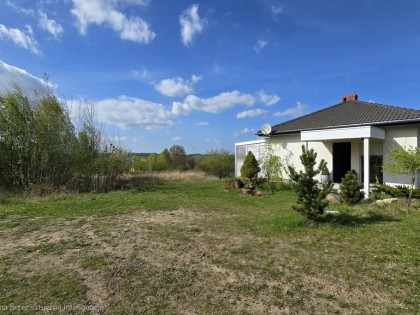 Działka z pięknym widokiem i z domem 70 m2