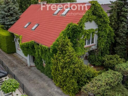 Klimatyczny Dom w doskonałej lokalizacji,
