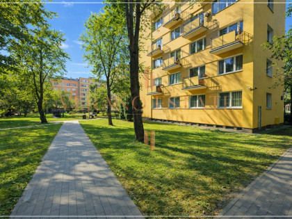 ALEJE JEROZOLIMSKIE | 40m2 | loggia | 2 pokoje