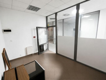 Lokal usługowo-handlowy 11,5 m² – Galeria Wiatraczna