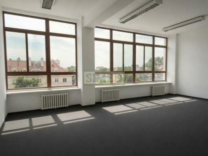 Wys.4,5m, recepcja, windy , była fabryka,24h