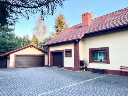 Dom wolnostojący 198m² z garażem dwustanowiskowym