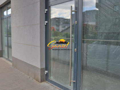 AtrakcyjnyLokal 174m², MożliwośćPodziałuNaMniejszeLokale,Biura