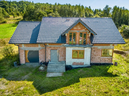Dom w stanie do wykończenia na działce zagrodowej!