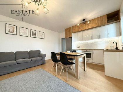 wysoki standard/cicha okolica/balkon