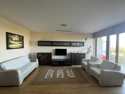 DO WYNAJĘCIA 3 pokojowy apartament 70 m2 METRO Bukowińska 10