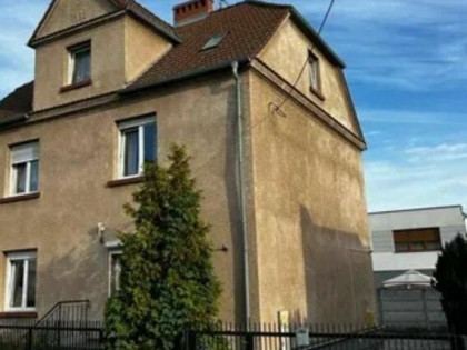 Entire worker accommodation building | 25 beds | Private par