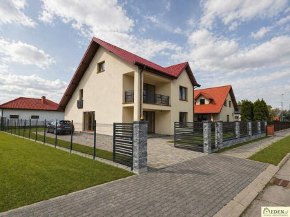 Dom Łuków, Konrada Wallenroda
