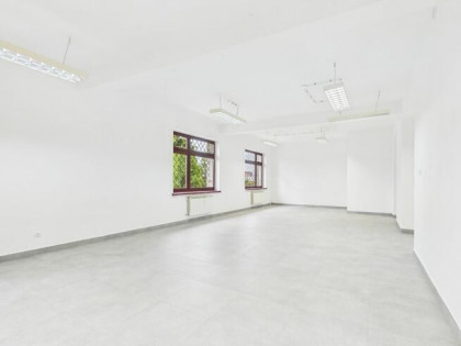 Lokal usługowo-biurowy 160 m² | Centrum Jabłonki