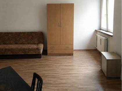 2-pokojowe mieszkanie z balkonem, na spokojnym osiedlu!