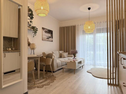 Studio z ogródkiem w Centrum| Garaż| Madalińskiego