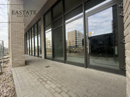 Lokal 197 m², parter, duże witryny, ursus