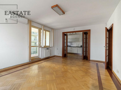 Biuro 105 m², 4 gabinety, blisko metra, garaż
