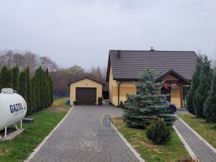 Dom Nowy Orzechów ul.  