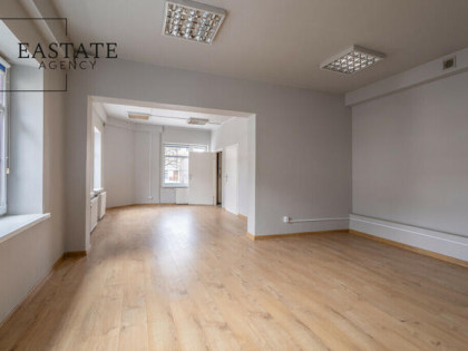 Lokal 110 m² Oliwa, Przestronny, Parter, Parking