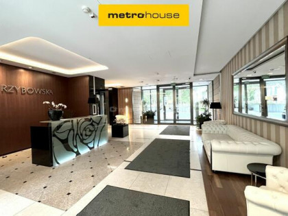 133 m²  Recepcja 24h  Taras  2 garaże