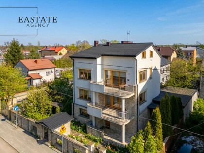 Dom 300 m² | 2 mieszkania | 2 wejścia