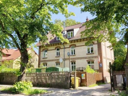 Oliwa I kamienica I oferta dla Konesera I wokół dużo zieleni