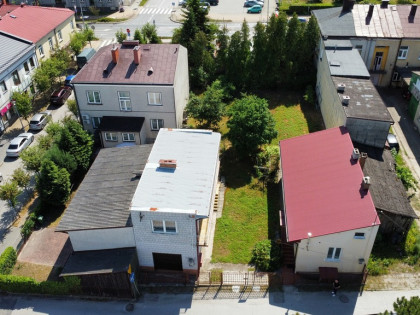 Dwa domy (165 m2) na działce w centrum Zwolenia.