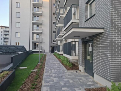 Sprzedam bezpośrednio NOWE mieszkanie w centrum Płocka 1 pok