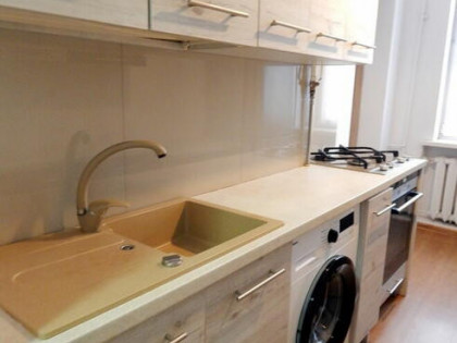 2-pokojowe mieszkanie 42,5 m² kamienica po termomodernizacji
