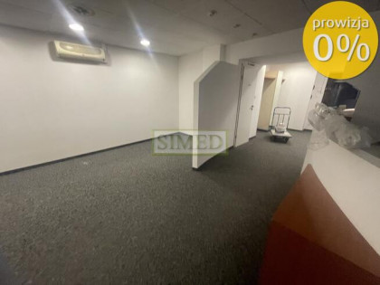Parter,parking,rampa,dostęp24h,ochrona