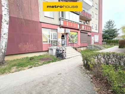 Atrakcyjny, przestronny lokal handlowo-usługowy