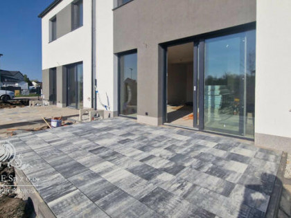 DOM szereg środkowy 102,50m2 z działką 148m2m2, Iwiny Siechnice
