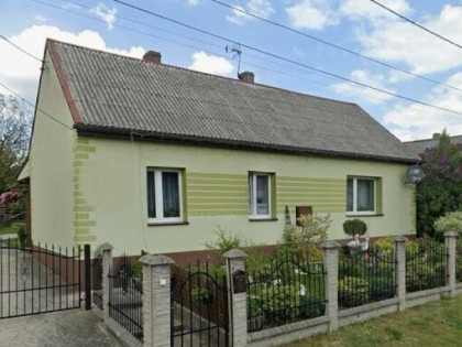 Syndyk sprzeda udział 1/6 w domu oraz działce