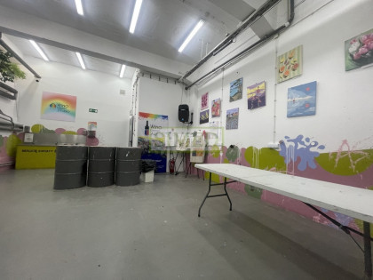 Showroom,kreatywna powierzchnia,wys.ok3.5m