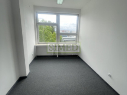 Mały biurowiec,dostep24h,domofon,parking,ochrona